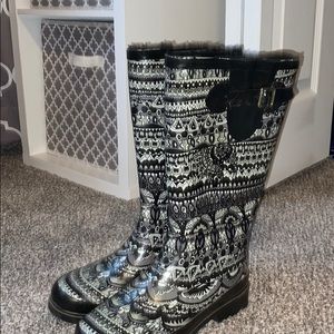 Rain boots! Never worn